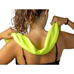 HI BERNAL. Recycled polyester (100% rPET) fitness cooling towel with non-woven pouch - Img 12