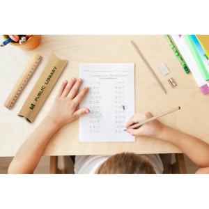 HI RHOMBUS. School writing set: ruler, pencil, eraser and sharpener - Img 4