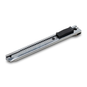 Royal FANG cutter knife