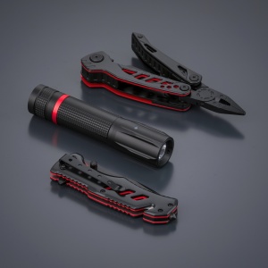 CO Optima Multiset: multitool, cuțit de salvare și lanternă mică