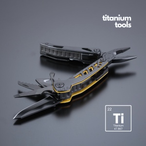 CO Optima Set I: multitool & lanternă medie
