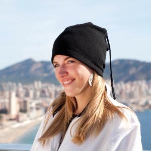 mak™ Neck Warmer and Hat Articos