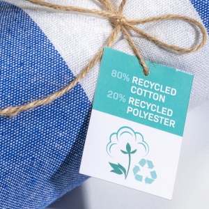 ON™ Recycled cotton fringed beach towel, size 90x170 cm