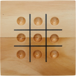 PF Strobus wooden tic-tac-toe game
