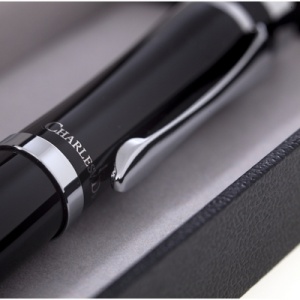 AX™ Charles Dickens® ball pen in case - Img 3
