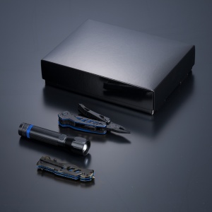 CO Optima Set III-B: multitool, cuțit de salvare și lanternă mare