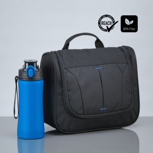 CO Primo Urban Set: trusă cosmetică și sticlă de apă 550 ml