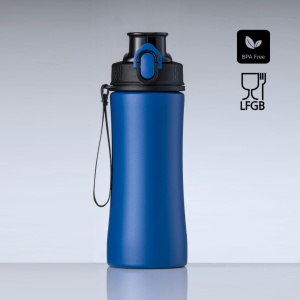 CO Primo Urban Set: trusă cosmetică și sticlă de apă 550 ml