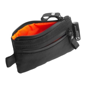 MC TAHAT hip flask set