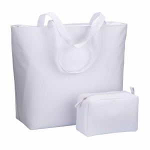 ON™ 300D polyester beach bag with long handles and zip closure