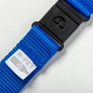 Recycled polyester R-PET lanyard with carabiner and safety hook - Img 4