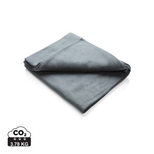 XD™ Fleece blanket in pouch