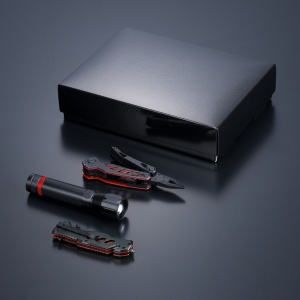 CO Optima Set III-B: multitool, cuțit de salvare și lanternă mare