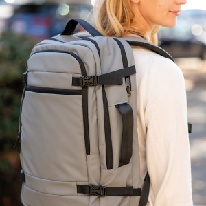 Galindo Backpack 22L rPET. Side Handle. Fits 17" Laptop - Img 10
