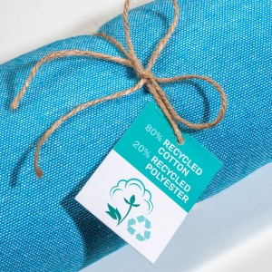 ON™ Recycled cotton fringed beach towel, size 90x170 cm