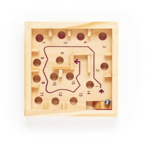 AX™ Wooden skill game - Img 5