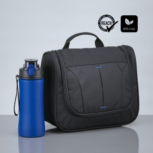CO Primo Urban Set: trusă cosmetică și sticlă de apă 550 ml