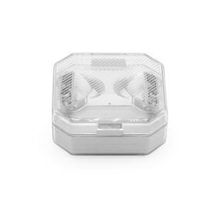 AO Căști Aerotunes rABS 750mAh. Durată de redare de 30h și design cu urechi deschise.