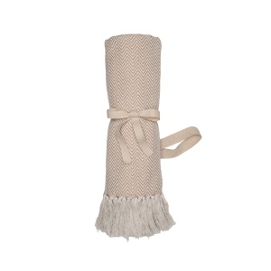 ON™ Fringed blanket made of 100% recycled material