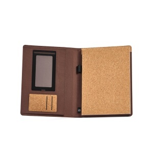 AO Kafka A4 Folder Cork. 64 FSC® sheet notepad and elastic closure - Img 1