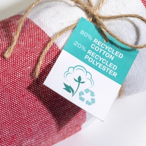 ON™ Recycled cotton fringed beach towel, size 90x170 cm
