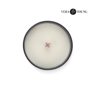 BLUE C™ Soybean wax candle 220g - Black Pomegranate - VERA YOUNG