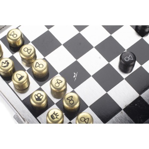 BLUE C™ Mini magnetic chess MATO II quality