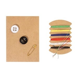 MiniMend - compact sewing kit