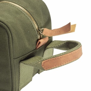 ON DEMI CANVAS  Recycled canvas beauty case with side handle - Img 4