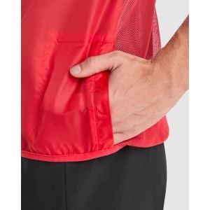 RO JANNU - Front fabric: 100% polyester. Back fabric: 100% microperforated polyester, 70 gsm. - Img 8