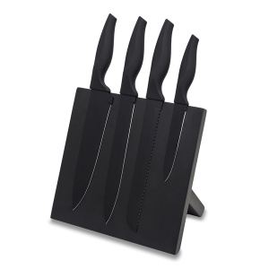 Royal AKITA set of knives on a magnetic block