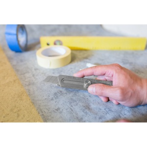 AX™ Cutter, riglă, deschizător de sticle, cheie pentru șuruburi | Muireann - Img 3