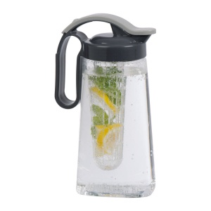 CM™ Recipient tritan plastic cu filtru - 1800 ml