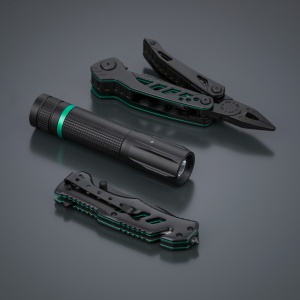 CO Optima Set II: multitool, briceag și lanternă medie