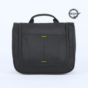 CO Primo Urban Set: trusă cosmetică și sticlă de apă 550 ml