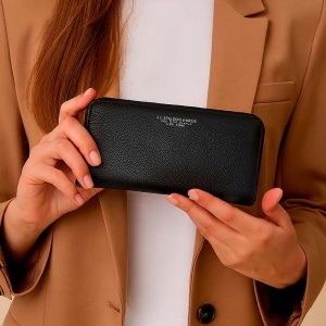 GC Spalding women's black pvc wallet with box - Img 2