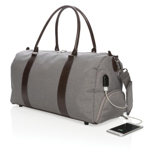 XD™ Weekend bag with USB A output