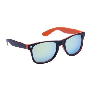 AP Noosa - sunglasses - Img 2