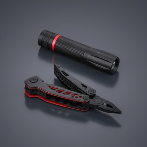 CO Optima Color set II: multitool și lanternă mică