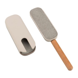 MC Clothes cleaning brush