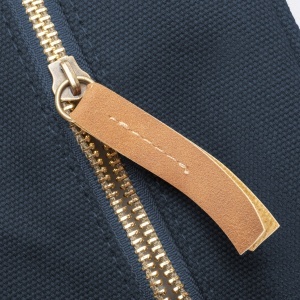 ON DEMI CANVAS  Recycled canvas beauty case with side handle - Img 8