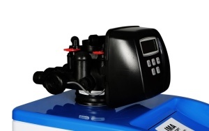 Dedurizator apa EWS 30 L – Clack SUA – Cabinet – volumetric, ora de regenerare setabila, CADOU : Filtru sediment + Tester Duritate - Img 5