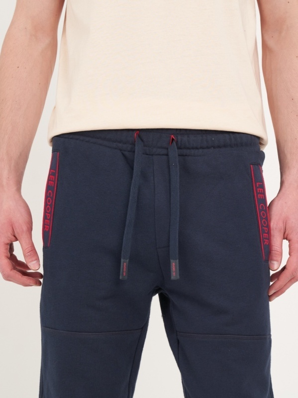 Lee Cooper - Pantaloni lungi barbat sport de culoare uniforma cu detalii logo - Img 4