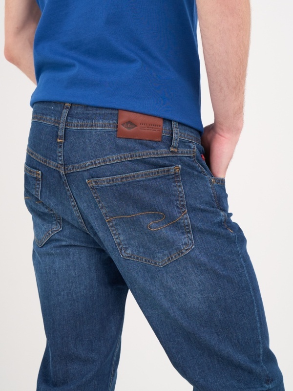 Lee Cooper - Blugi barbat slim cu aspect usor decolorat - Img 2