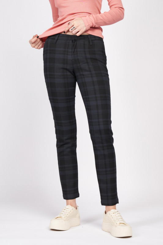 Kenvelo - Pantaloni dama cu model si buzuanare