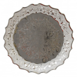 Tava argintata rotunda cu model gravat si margini decorate in stil baroc