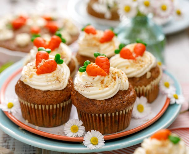 Brioșe Carrot Cake cu Cremă de Brânză și Jeleu de Mango – Rețeta Pas cu Pas oferita de  Nicoleta Trifan