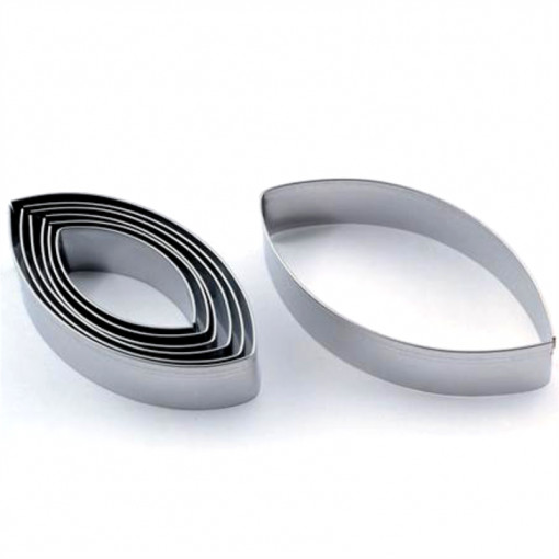 Box of 7 Elipsa Stainless Steel Cutters, 5.5x2.5 - 10x5 x H 2 cm