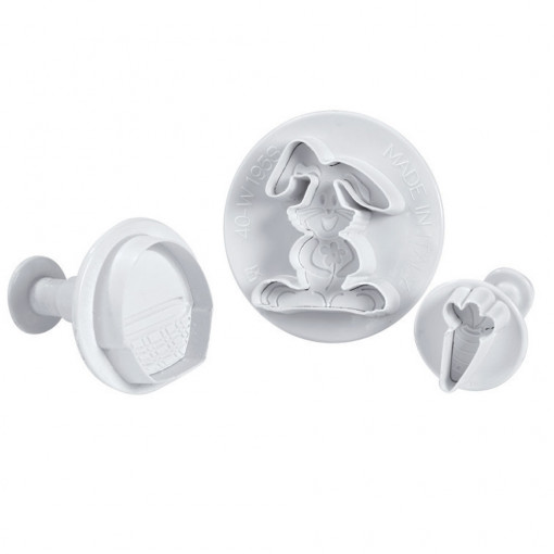 *Squirrel, Bunny and Carrot - Plastic Cutters with Extractor, Set of 3 pcs