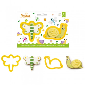 Dragonfly and Snail - Plastic Cutters R 9 x H 2.2 cm, Set 2 pcs